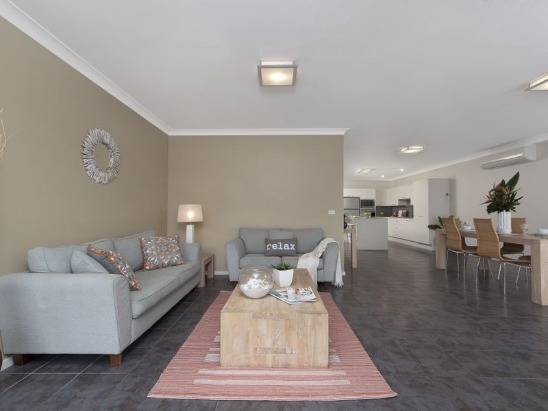 3/5 – 7 Golf Avenue, Mollymook NSW 2539