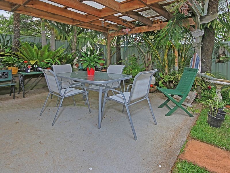 2/1 Combe Drive, Mollymook NSW 2539