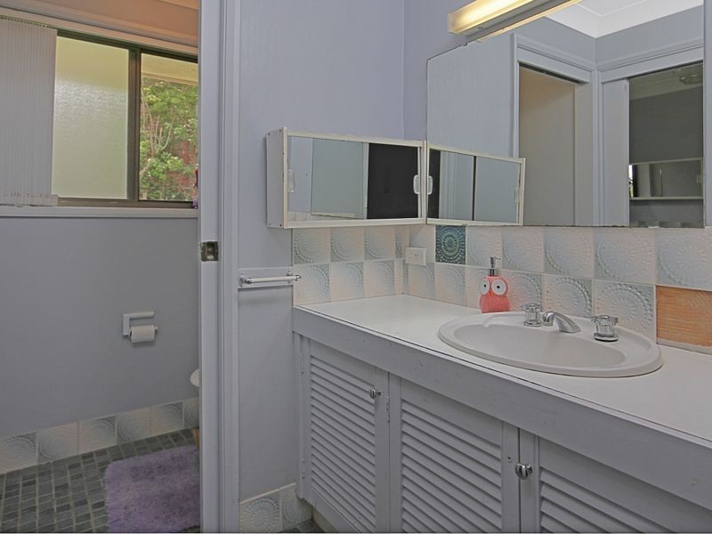 2 Bushland Avenue, Mollymook NSW 2539