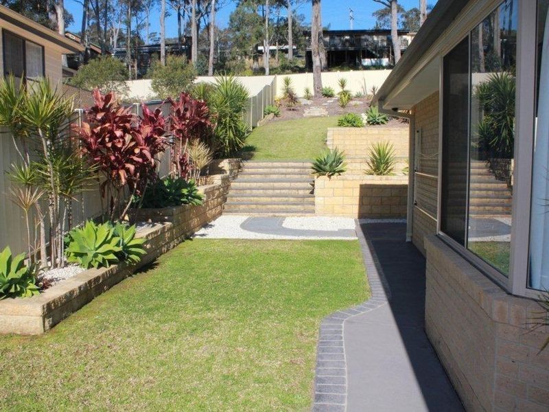 13 Edward Avenue, Kings Point NSW 2539