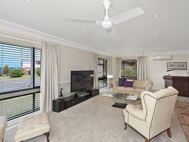 4 Bellbird Close, Mollymook NSW 2539