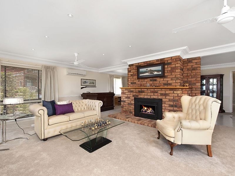 4 Bellbird Close, Mollymook NSW 2539
