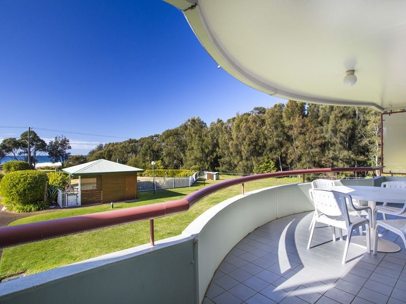 8/1A Mitchell Pde, Mollymook NSW 2539