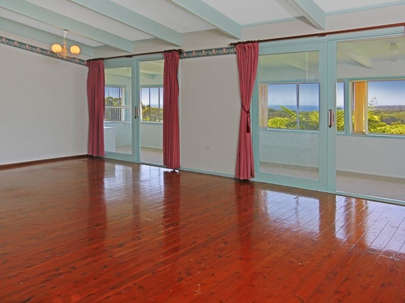 13 Canberra Crescent, Burrill Lake NSW 2539