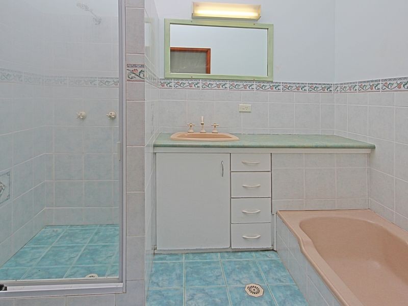 13 Canberra Crescent, Burrill Lake NSW 2539