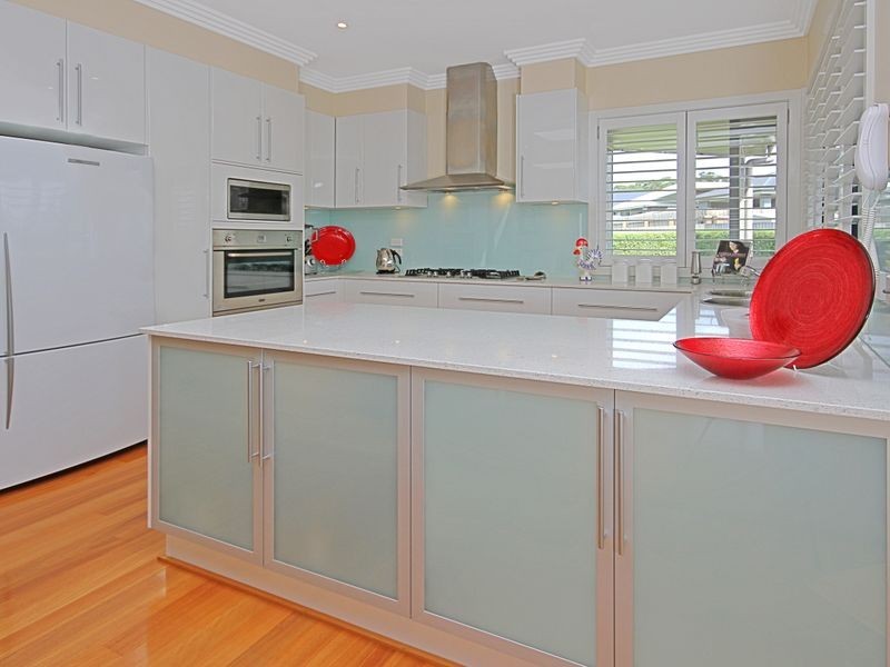 4 Bada Crescent, Burrill Lake NSW 2539