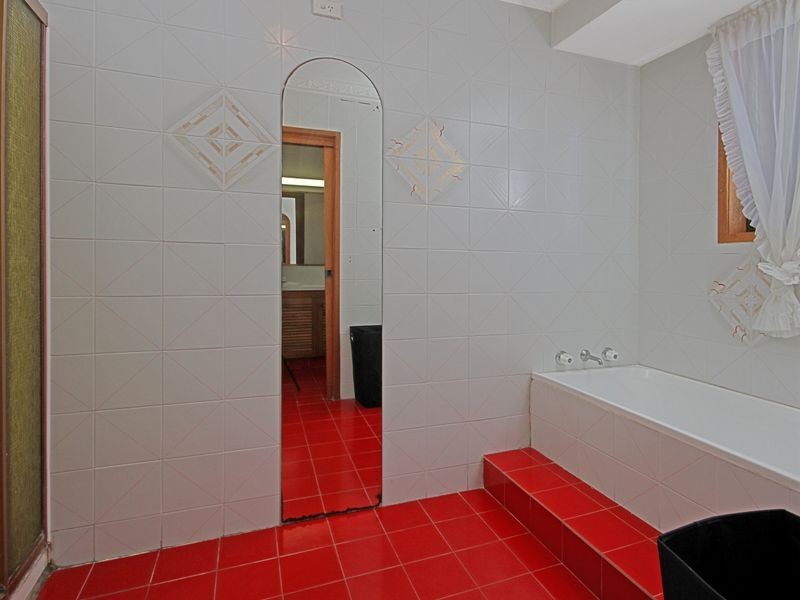 47 Golf Avenue, Mollymook NSW 2539