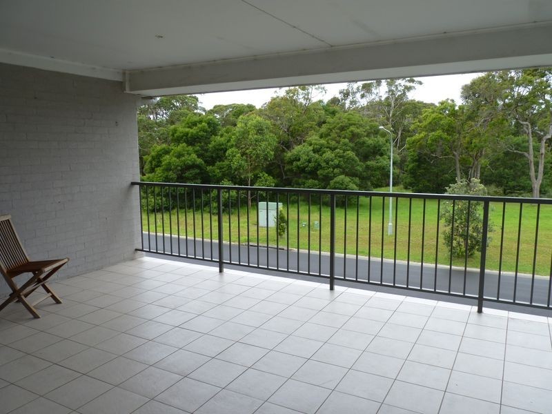 2/8-10 Wuru Drive, Burrill Lake NSW 2539