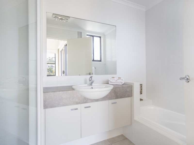 7/5-7 Golf Avenue, Mollymook NSW 2539
