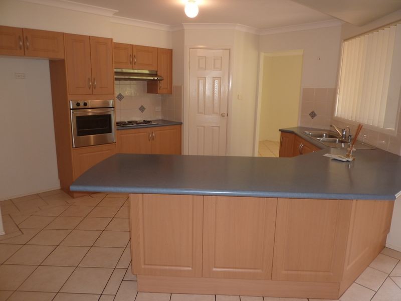 5 Yarrawonga Dr, Mollymook NSW 2539
