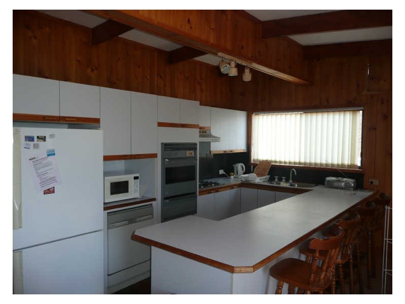 69 Sunset Strip, Manyana NSW 2539