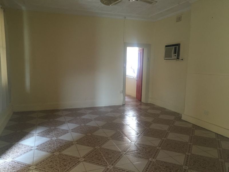 87 Arthur Street, Wellington NSW 2820