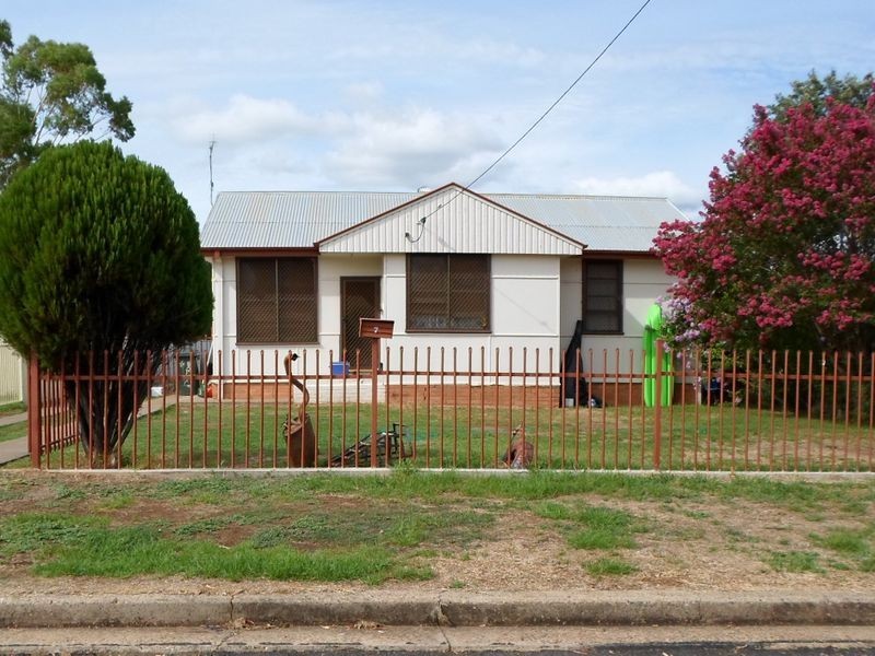 7 Glasson Street, Wellington NSW 2820