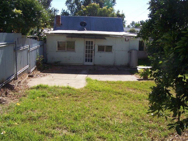 27 Gobolion Street, Wellington NSW 2820