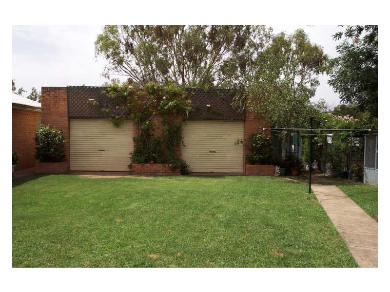 76 Gobolion Street, Wellington NSW 2820