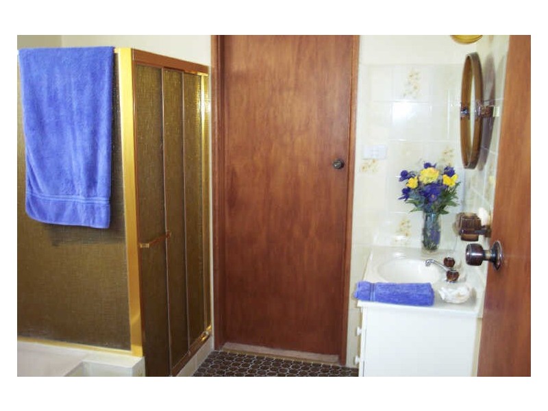 76 Gobolion Street, Wellington NSW 2820