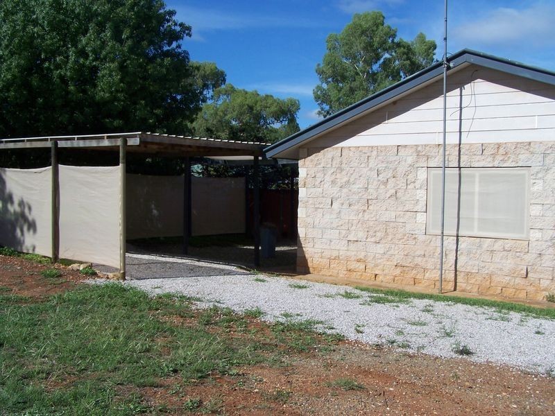 83 Caves Road, Wellington NSW 2820