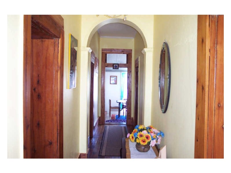 111 Simpson Street, Wellington NSW 2820