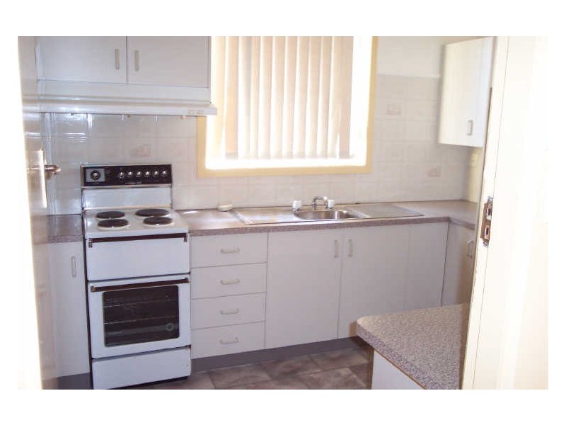 135 Simpson Street, Wellington NSW 2820