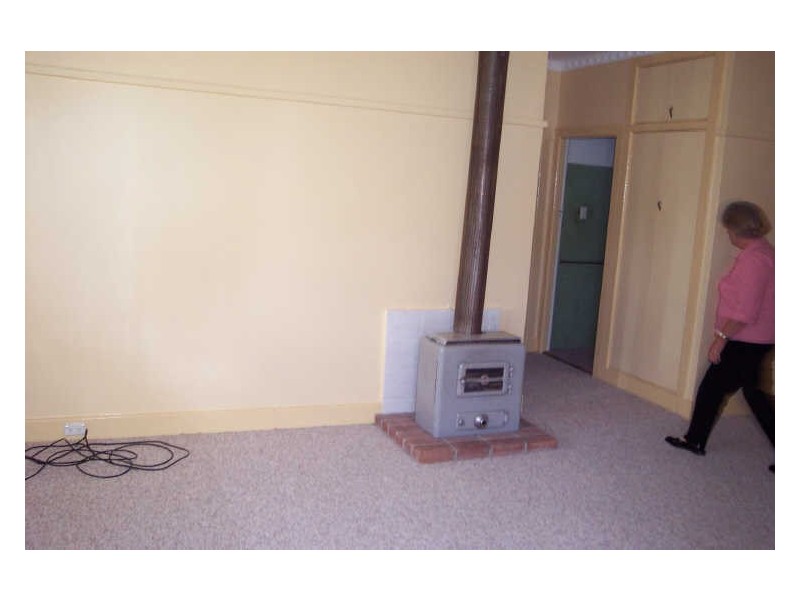 135 Simpson Street, Wellington NSW 2820
