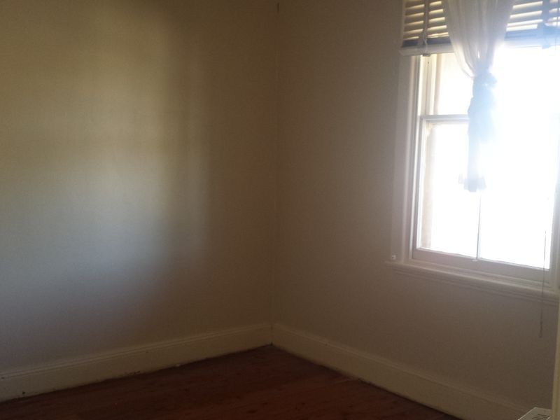 32 Maxwell Street, Wellington NSW 2820