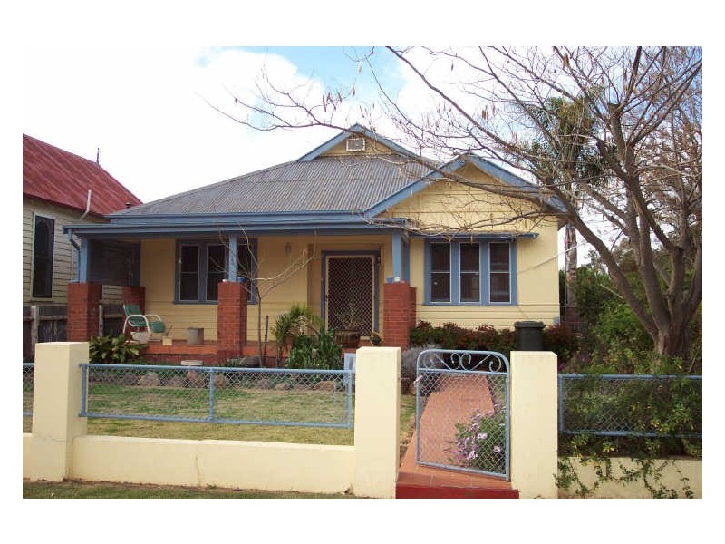 106 Maughan Street, Wellington NSW 2820