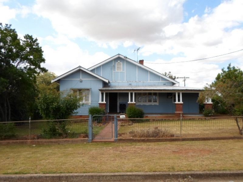 122 Swift Street, Wellington NSW 2820