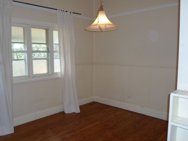 122 Swift Street, Wellington NSW 2820