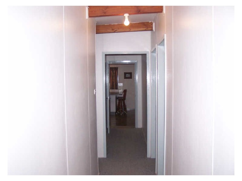 Narwee Mitchell Highway, Wellington NSW 2820