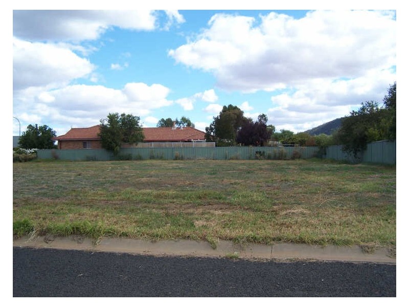 21 & 23 Melaleuca Drive, Wellington NSW 2820