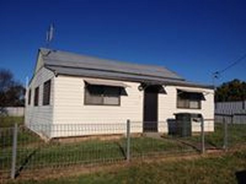 10 Thornton Street, Wellington NSW 2820