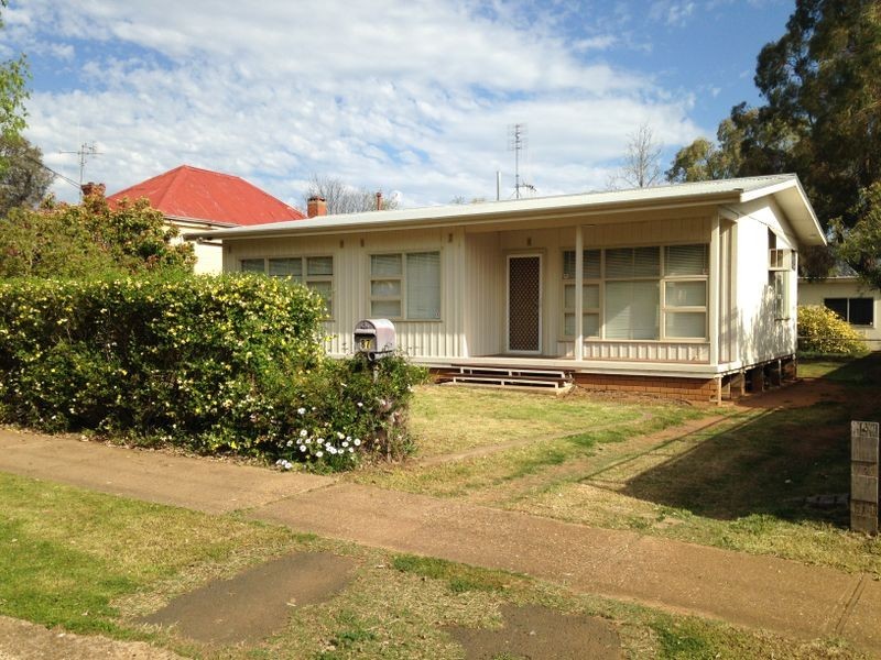 87 Maughan Street, Wellington NSW 2820