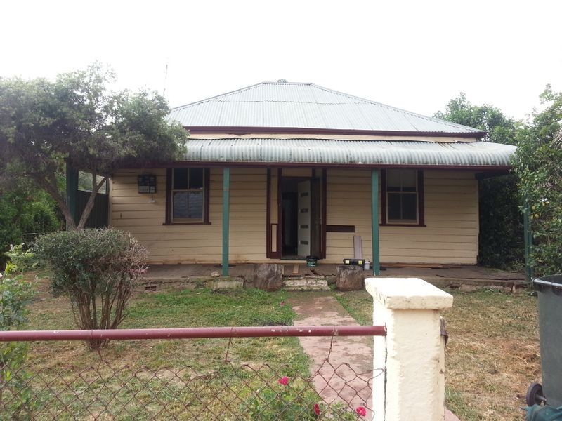 66 Zouch Street, Wellington NSW 2820