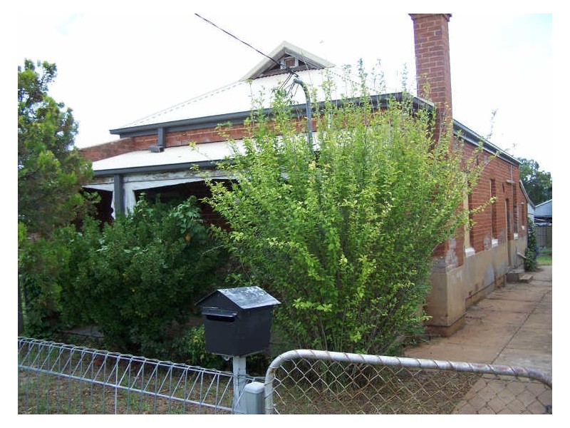 5 Parkes Street, Wellington NSW 2820