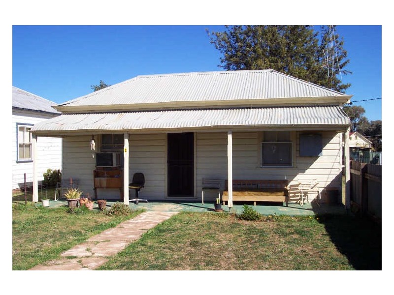 3 Short Street, Wellington NSW 2820