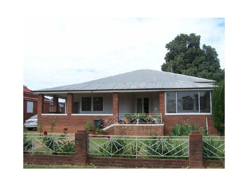 113 Gisborne Street, Wellington NSW 2820