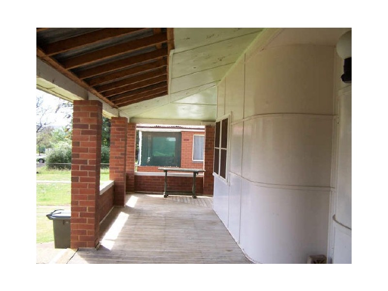 113 Gisborne Street, Wellington NSW 2820