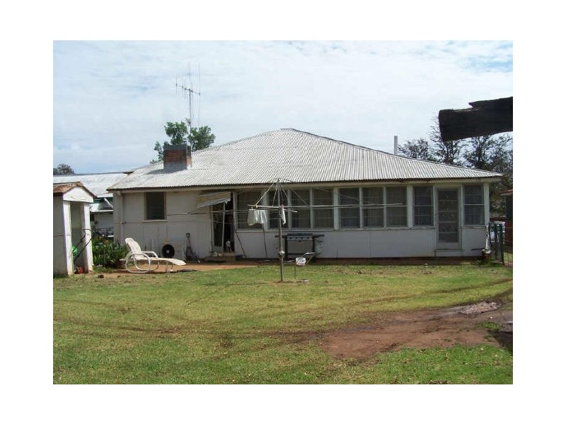 113 Gisborne Street, Wellington NSW 2820