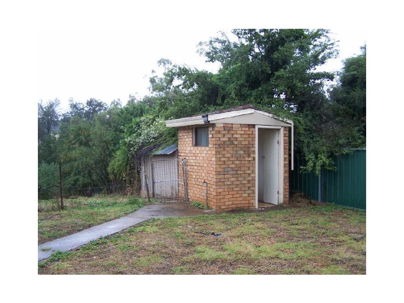 90 Gobolion Street, Wellington NSW 2820