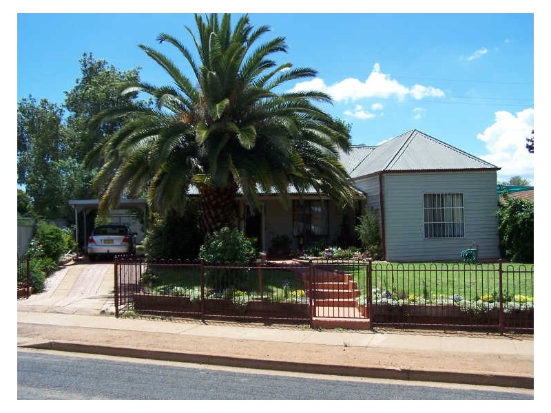 60 Arthur Street, Wellington NSW 2820