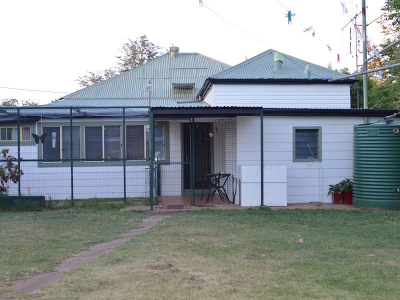 115 Gisborne Street, Wellington NSW 2820