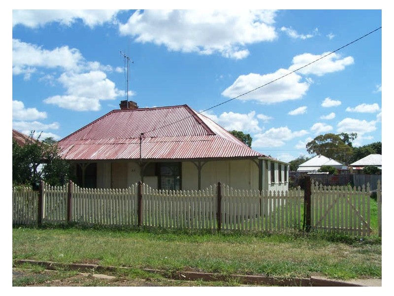 80 Swift Street, Wellington NSW 2820