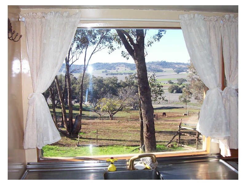 Shekinah, Dripstone Road, Wellington NSW 2820