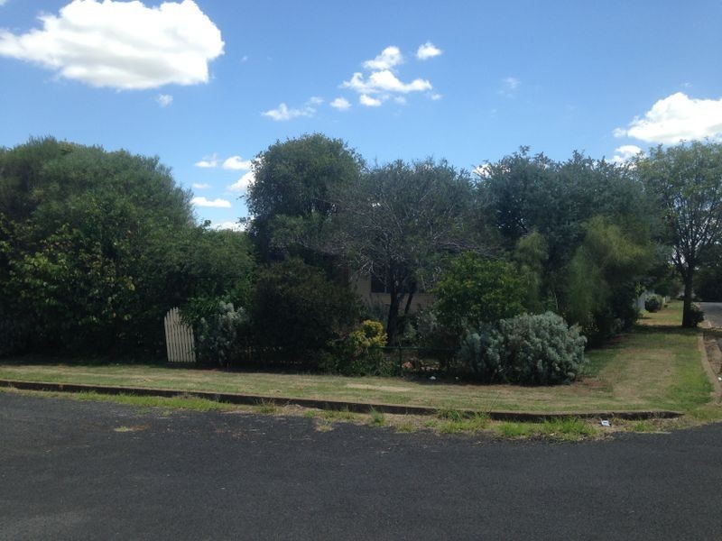 110 Maxwell Street, Wellington NSW 2820