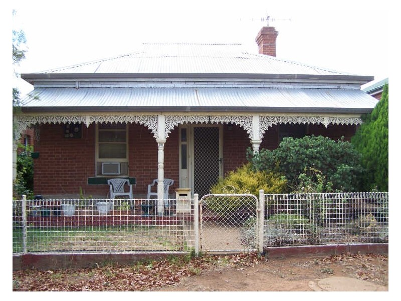 20 Simpson Street, Wellington NSW 2820