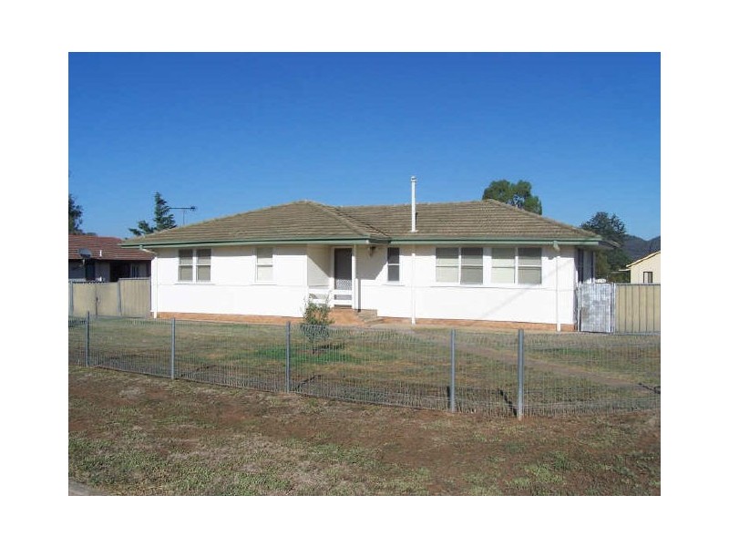 131 Thornton Street, Wellington NSW 2820