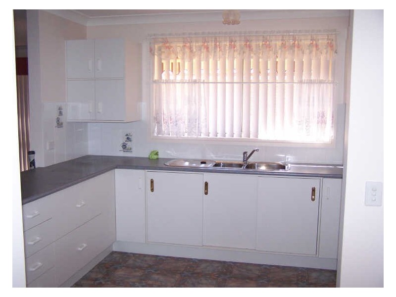 Unit 3/9 Whiteley Street, Wellington NSW 2820