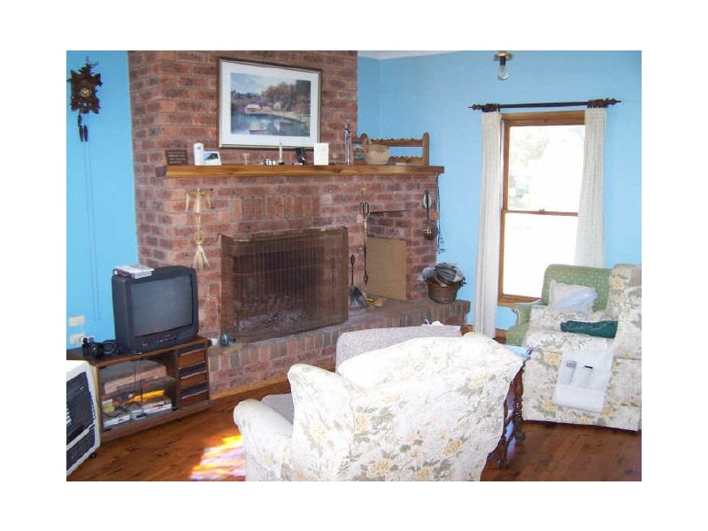 102A Gobolion Street, Wellington NSW 2820