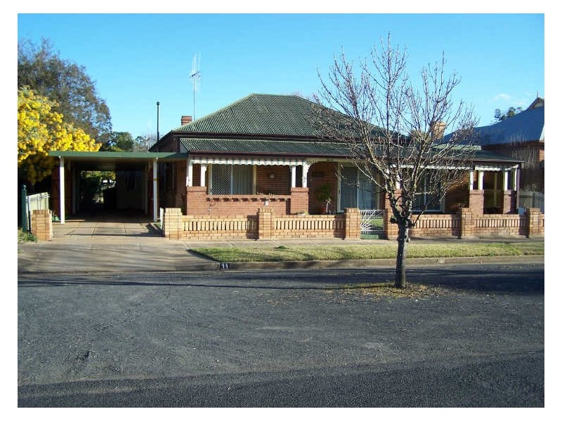 11 Gisborne Street, Wellington NSW 2820