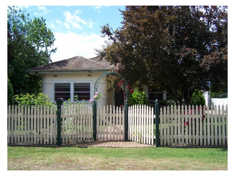 18 Gisborne Street, Wellington NSW 2820
